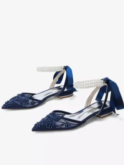 Chaussures de mariée plates en dentelle à bout pointu perles et bride cheville