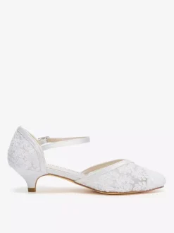 Chaussures de mariée vintage en dentelle bout pointu détail boucle talon chaton