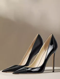 Chaussures habillées en satin pour femmes bout pointu bride arrière idéales pour les fêtes et les mariages.