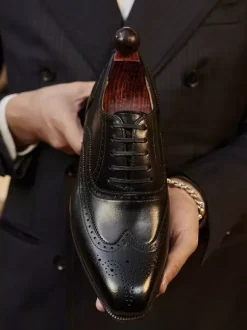 Chaussures habillées pour homme chaussures de mariage formelles en cuir à bout carré de qualité