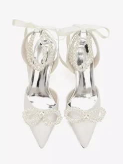 Chaussures de mariage ivoire en satin à bout pointu avec perles et n艙ud à talons hauts
