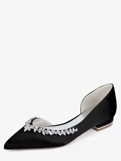 Chaussures de mariage plates ivoire en satin à bout pointu et strass