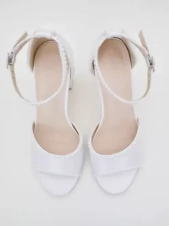 Chaussures de mariage à talons épais Chaussures de mariée à bout ouvert avec perles blanches