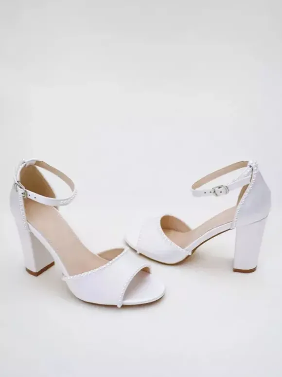 Chaussures de mariage à talons épais Chaussures de mariée à bout ouvert avec perles blanches
