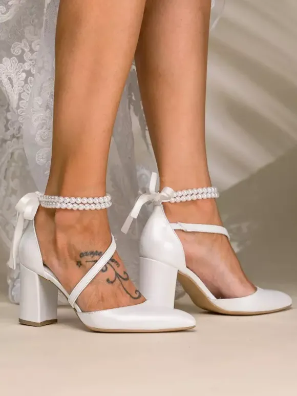 Chaussures de mariage à talons hauts chaussures de mariée à talons épais bout pointu perles bride à la cheville