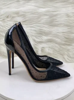 Chaussures de mariage à talons aiguilles et bout pointu en maille noire avec patchwork de strass