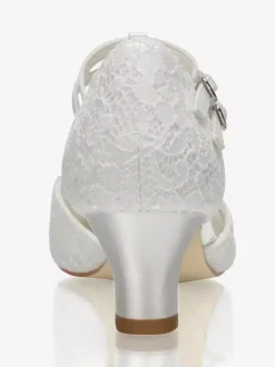 Chaussures de mariée bout rond talon bas boucle réglable
