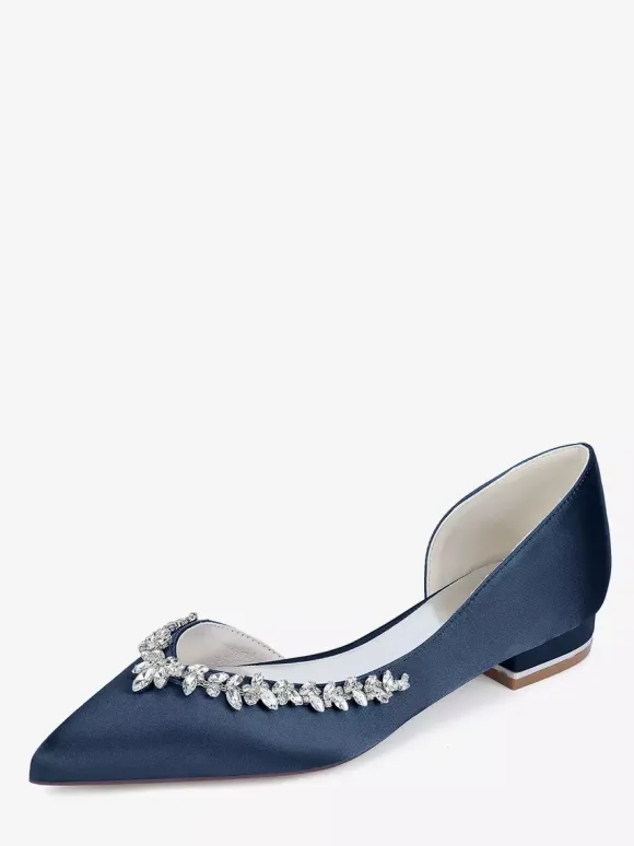 Chaussures de mariée plates en satin à bout pointu et strass