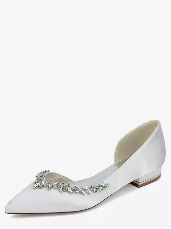 Chaussures de mariée plates en satin à bout pointu et strass
