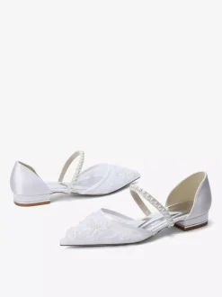 Chaussures de mariée plates en résille à bout pointu ornées de perles