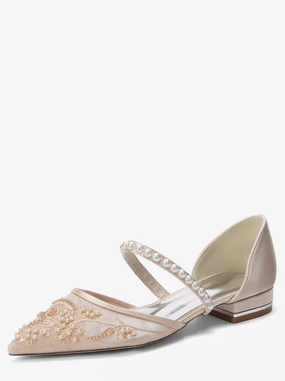 Chaussures de mariée plates en résille à bout pointu ornées de perles