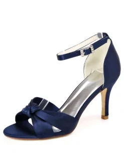 Chaussures de mariée talon haut boucle réglable