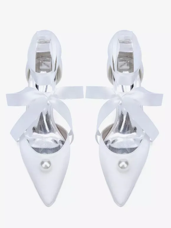 Chaussures de mariée à talons épais en satin bout pointu perles et lacets