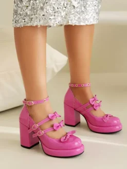 Chaussures Lolita Sweet Lolita avec n艙uds rouges et détails en métal bout rond tige en PU verni