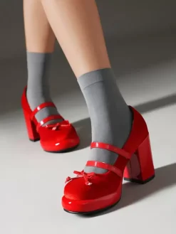 Chaussures Sweet Lolita Escarpins Lolita à talons épais en nubuck avec détails en métal rouge et n艙uds