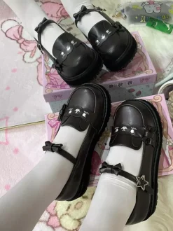 Chaussures Sweet Lolita noires à imprimé étoiles et n艙uds bout rond en cuir PU plates de haute qualité.