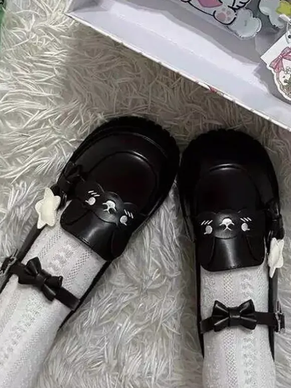 Chaussures Sweet Lolita noires à imprimé étoiles et n艙uds bout rond en cuir PU plates de haute qualité.