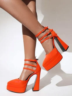 Chaussures à Talons avec Plateforme Femme avec Bout Carré avec Brides Unicolore