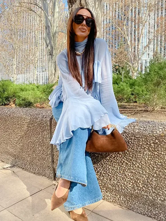 Chemisier bleu clair à volants étagés pour femme - Haut élégant à col montant et manches cloche - Style bohème chic tenue de plage 2026