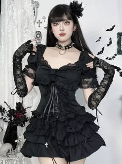 Chemisiers gothiques Lolita noirs à manches courtes et volants en dentelle haut Lolita en dentelle