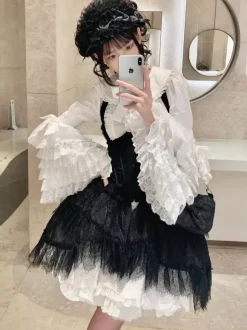 Chemisiers Lolita à la mode Harajuku haut blanc manches longues n艙uds en dentelle chemise Lolita