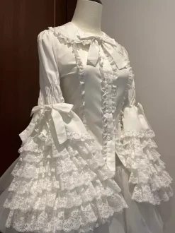 Chemisiers Lolita à la mode Harajuku haut blanc manches longues n艙uds en dentelle chemise Lolita