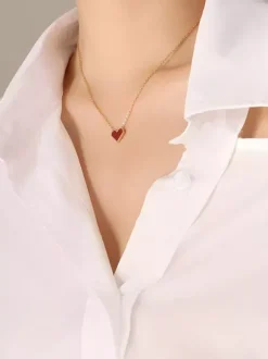 Collier pendentif coeur rouge pour femme 2026