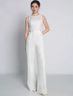 Combinaison de mariée 2 pièces gilet en dentelle sans manche boutonné sur dos