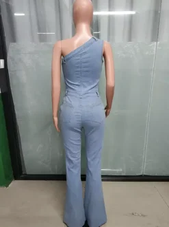 Combinaison en jean délavé asymétrique pour femme - Combinaison moulante sexy évasée bleu clair style années 2000 - Tenue de soirée estivale 2026