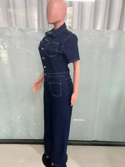 Combinaison en jean à coutures contrastées pour femme - Combinaison rétro bleu foncé délavée à manches courtes et jambes larges - Collection streetwear décontractée printemps 2026