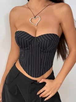 Corsets noirs chics sans manches coupe ajustée à lacets