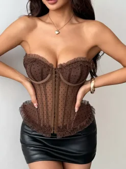 Corsets bordeaux chics sans manches et coupe ajustée en dentelle