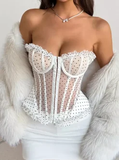 Corsets bordeaux chics sans manches et coupe ajustée en dentelle