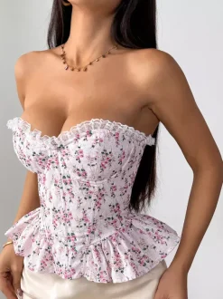 Corsets roses chics sans manches et sans bretelles coupe ajustée en dentelle à lacets