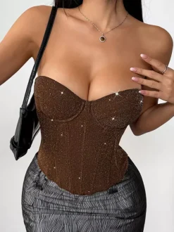 Corsets rouges chics sans manches et sans bretelles coupe ajustée à sequins