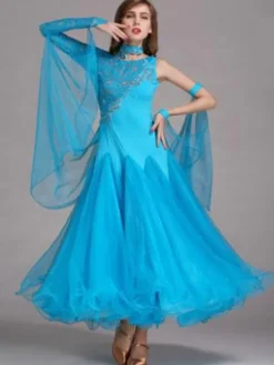 Costume de danse de salon danse robe bleu ciel clair Tulle un manchon Déguisements Halloween