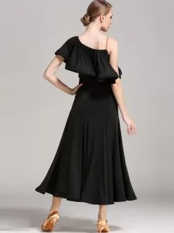 Costumes de danse de salon noir femmes sexy col asymétrique robe en polyester volants vêtements de danse asymétriques