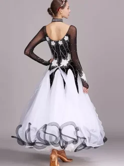 Costumes de danse de salon noir femmes élégant bijou cou robe en Polyester strass dentelle robe de danse superposée