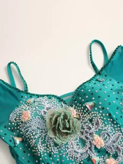 Costumes de danse de salon vert femmes Sexy Transparente col Bateau robe en Polyester fleurs strass vêtements de danse en couches