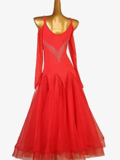 Costumes De Danse De Salon Rouge Manches Longues Femmes Élégantes Lycra Spandex Brodé Strass Robe De Danse