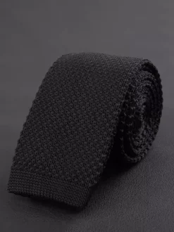 Cravate tricotée chic pour homme en polyester moderne