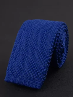 Cravate tricotée chic pour homme en polyester moderne