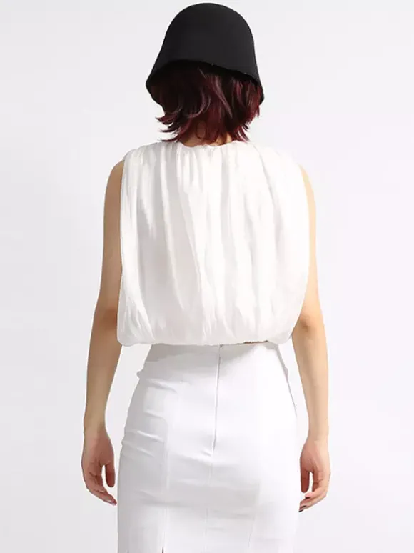 Crop top femme abricot à col bijou chic plissé sans manches