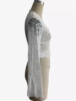 Crop top transparent en dentelle florale festonnée à col en V profond pour femme 2026
