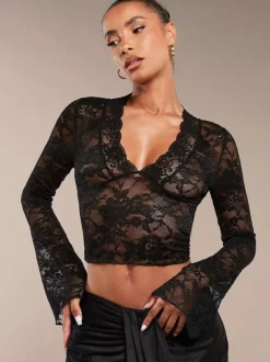 Crop top transparent en dentelle florale festonnée à col en V profond pour femme 2026