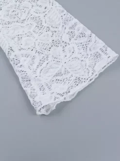 Crop top en dentelle florale pour femme - Chemisier blanc élégant à manches longues col en V et coupe ajustée - Tenue de soirée printanière 2026