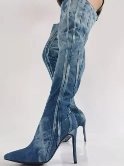 Cuissardes en jean bleues à bout pointu et à talons hauts rayés