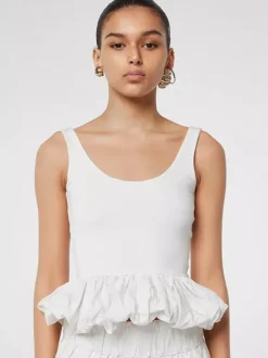 Débardeur blanc à col en U volants et dos nu chic pour femmes