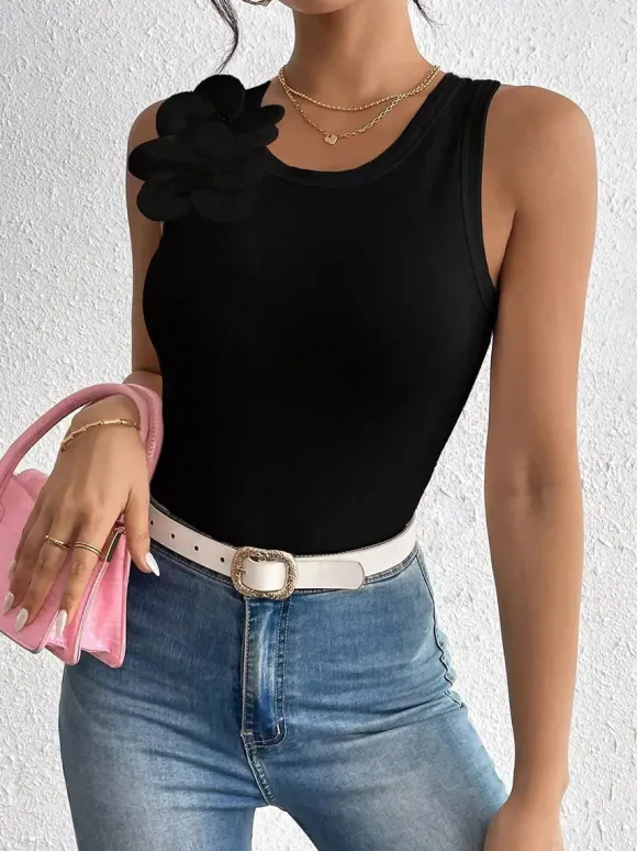 Débardeur noir à col rond et fleurs chic et élégant pour femme