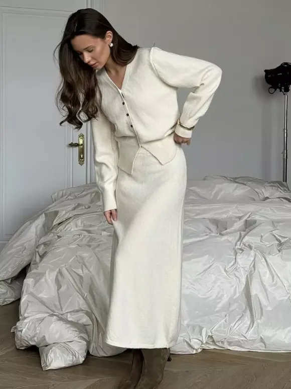 Ensemble 2 pièces en tricot avec cardigan à col en V et jupe longue pour femme (2026)